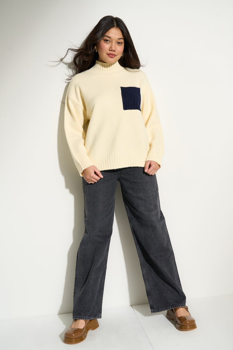Bradley Oversized Turtleneck - Creme – Callahan Knitwear