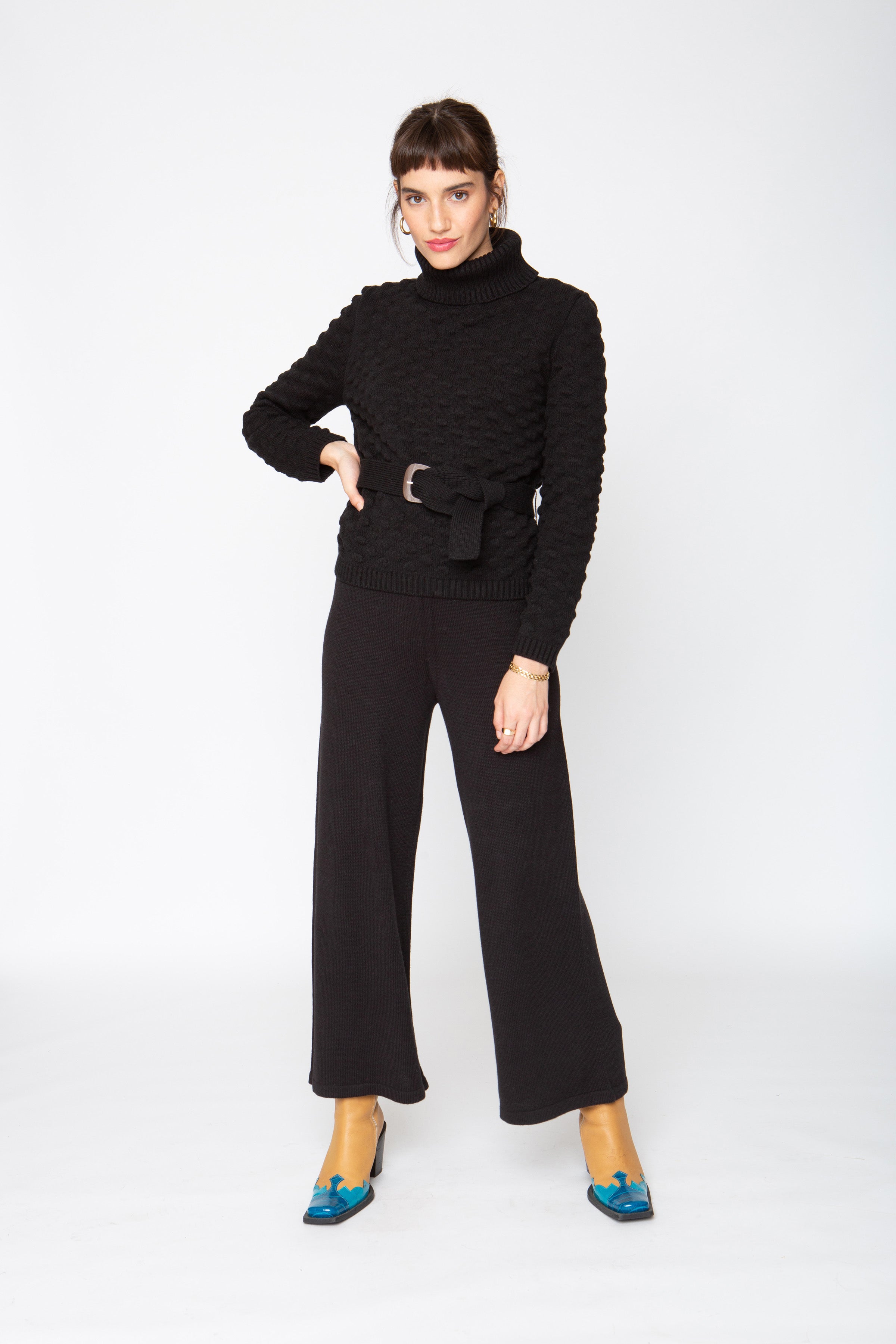 Cute black clearance turtleneck