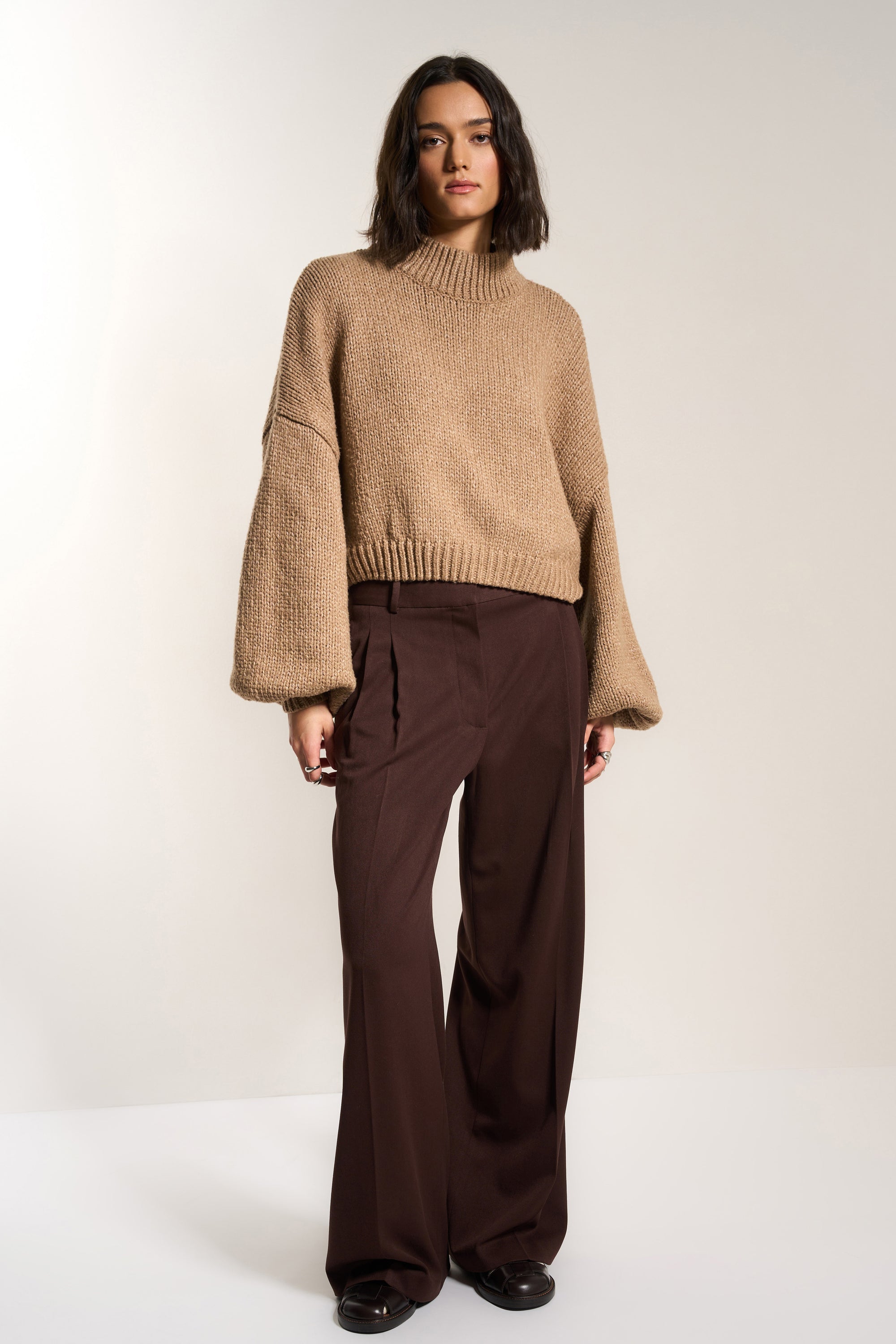 Bellamy Crop Pullover - Raw Umber