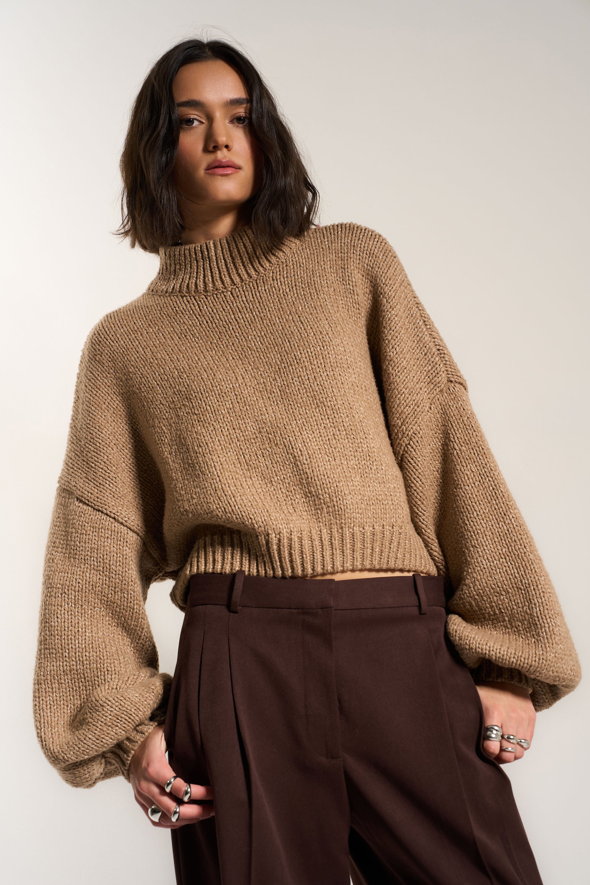 Bellamy Crop Pullover - Raw Umber