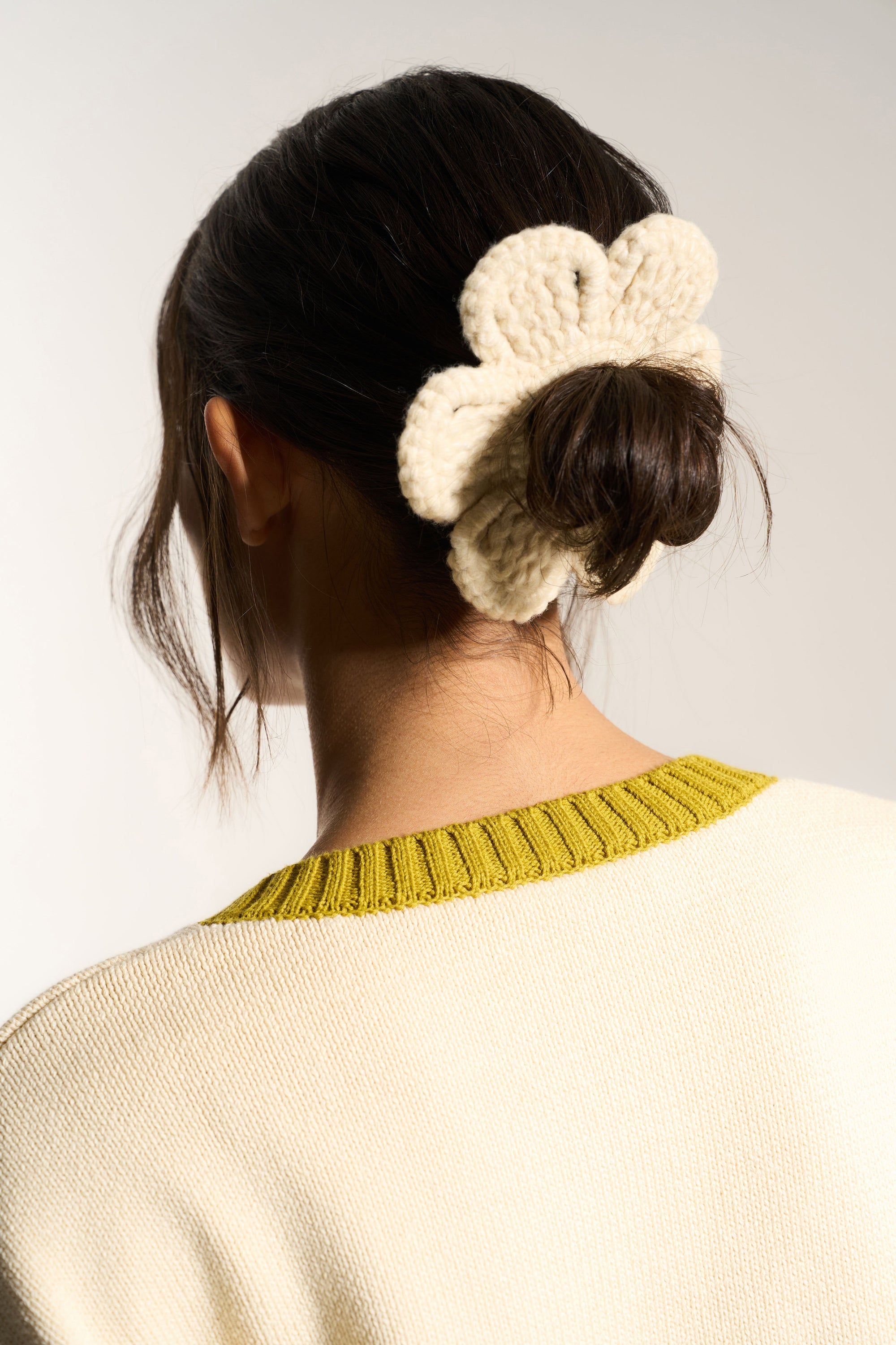 Bloom Handknitted Scrunchie - Creme