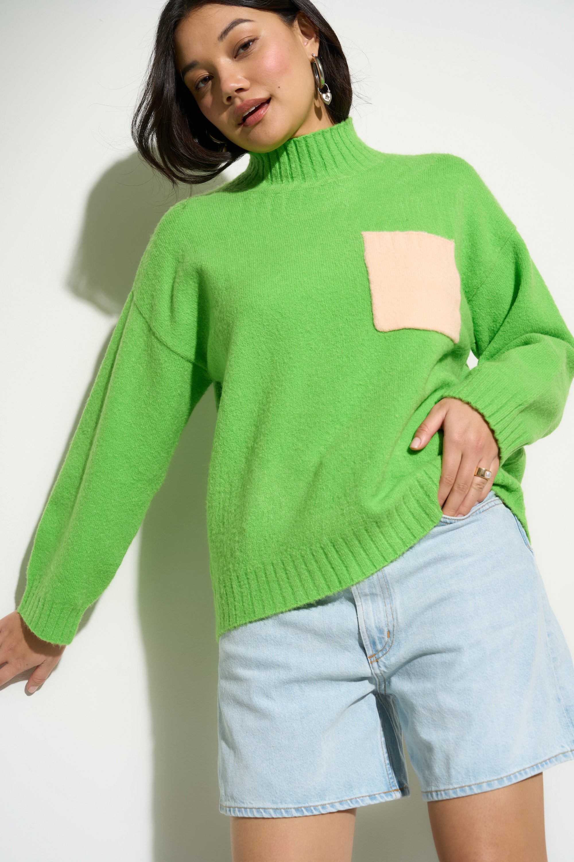 Bradley Oversized Turtleneck - Green