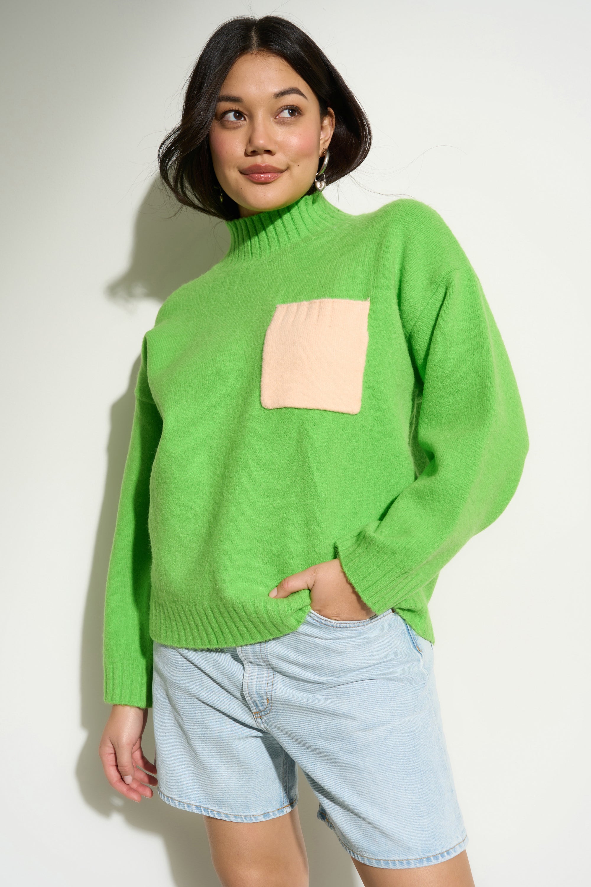 Bradley Oversized Turtleneck - Green