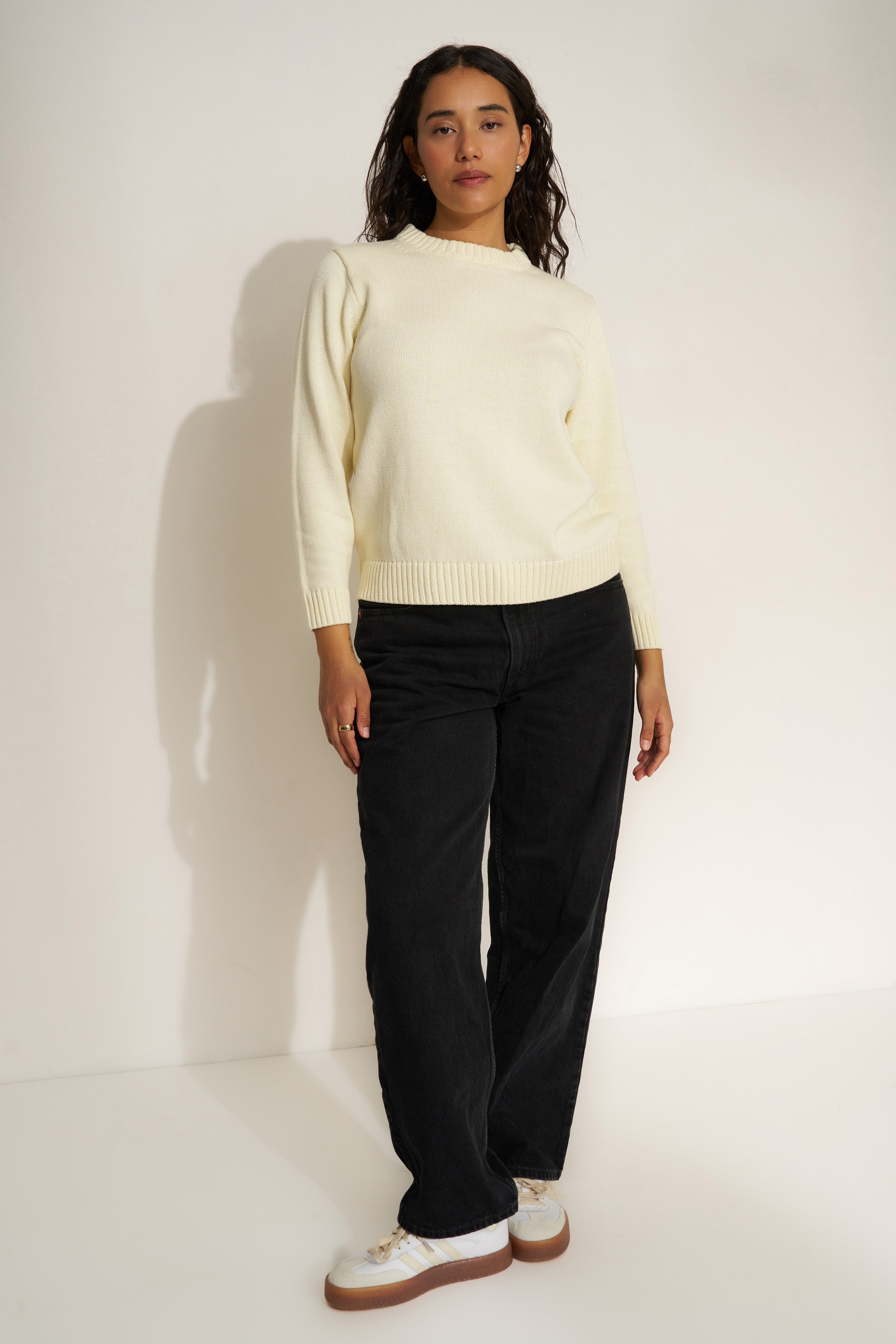 (取寄) レディース ザ クルー セーター - ウィメンズ Callahan women The Crew Sweater - Women's Creme The Jersey Crewneck - Creme – Callahan Knitwear