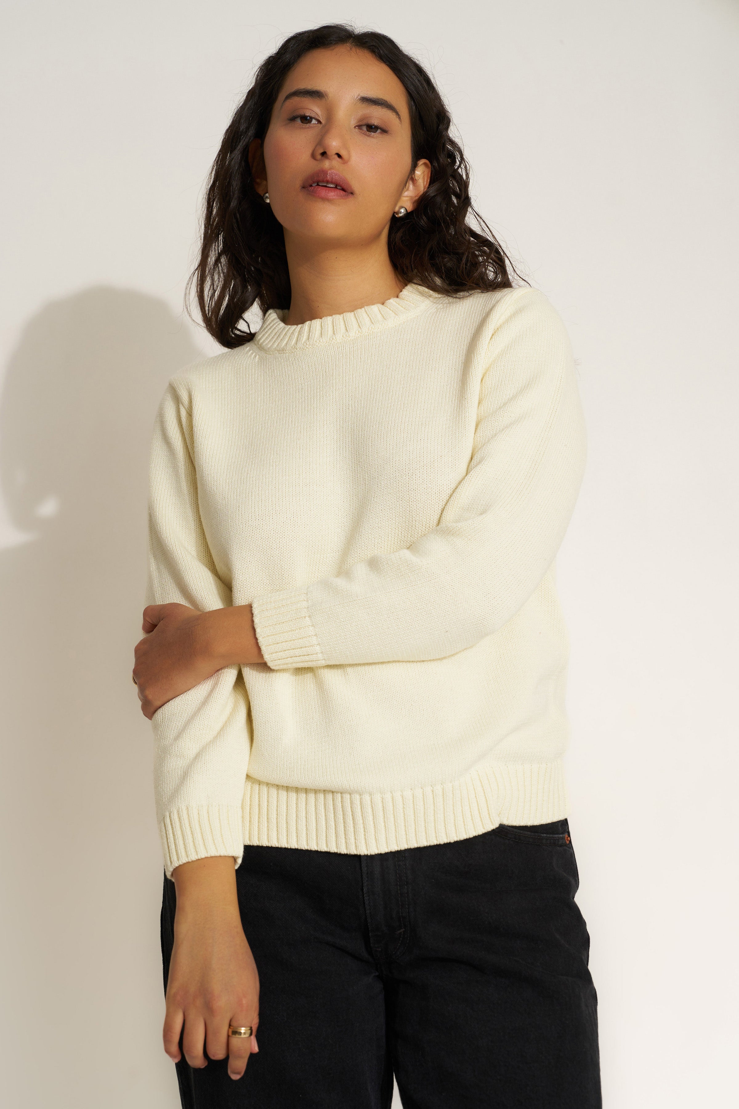 (取寄) レディース ザ クルー セーター - ウィメンズ Callahan women The Crew Sweater - Women's Creme The Jersey Crewneck - Creme – Callahan Knitwear