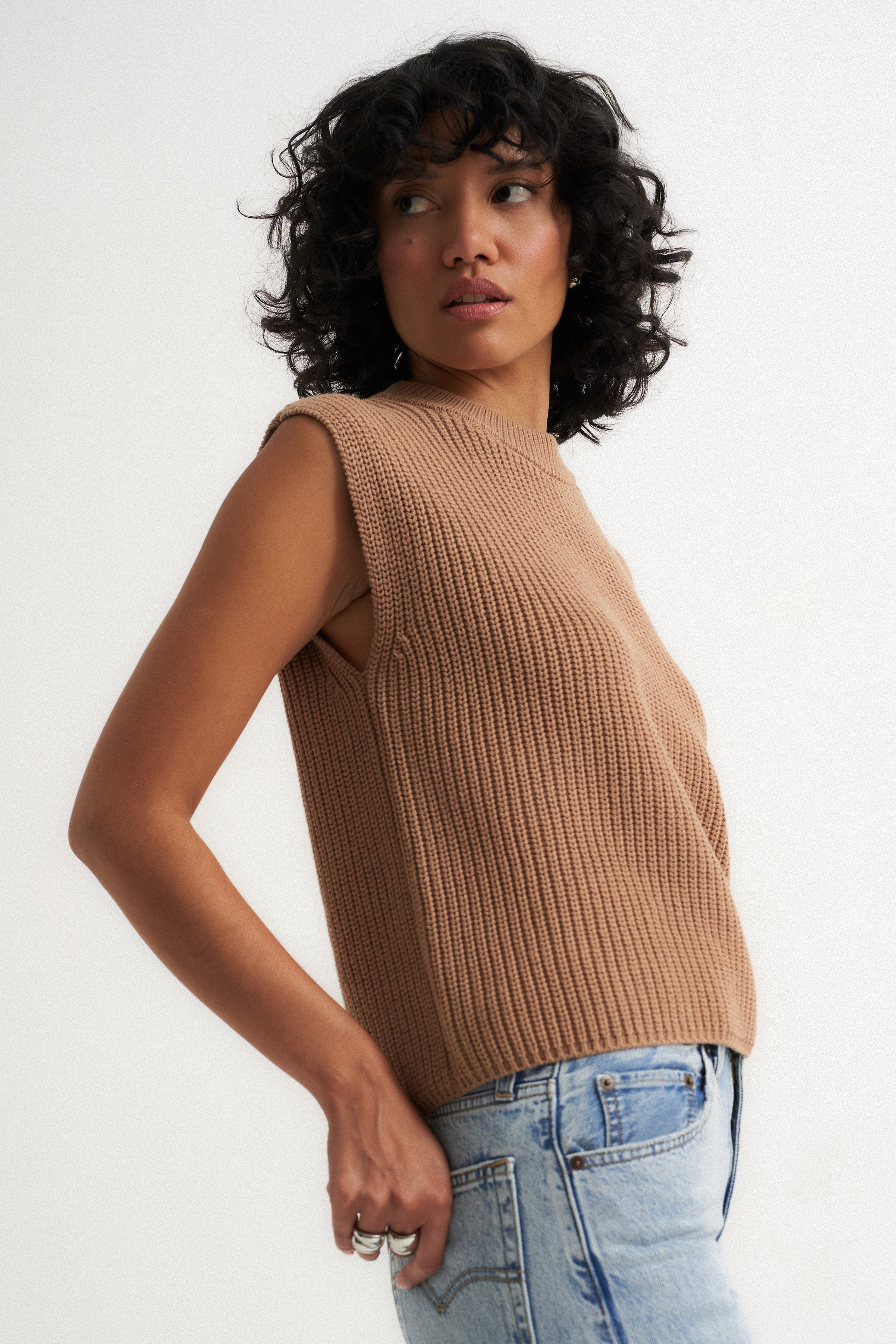 【COSYHARU】Henry Neck Muscle Fit Raglan Ribbed Knit Ruffle Knit Top – KUOSE.com