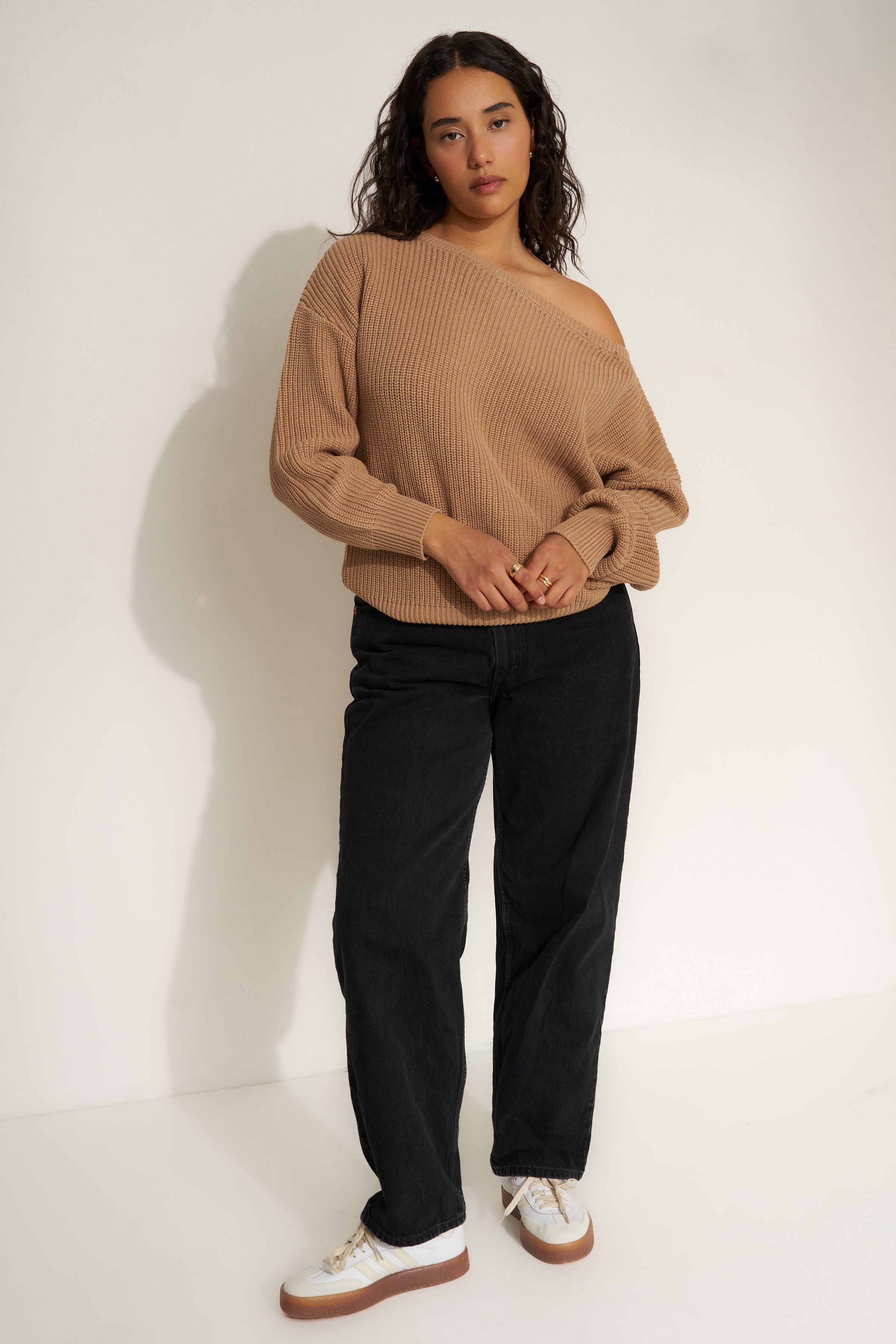 ニット+セーター hella back volume knit - camel The Off Shoulder - Camel – Callahan Knitwear