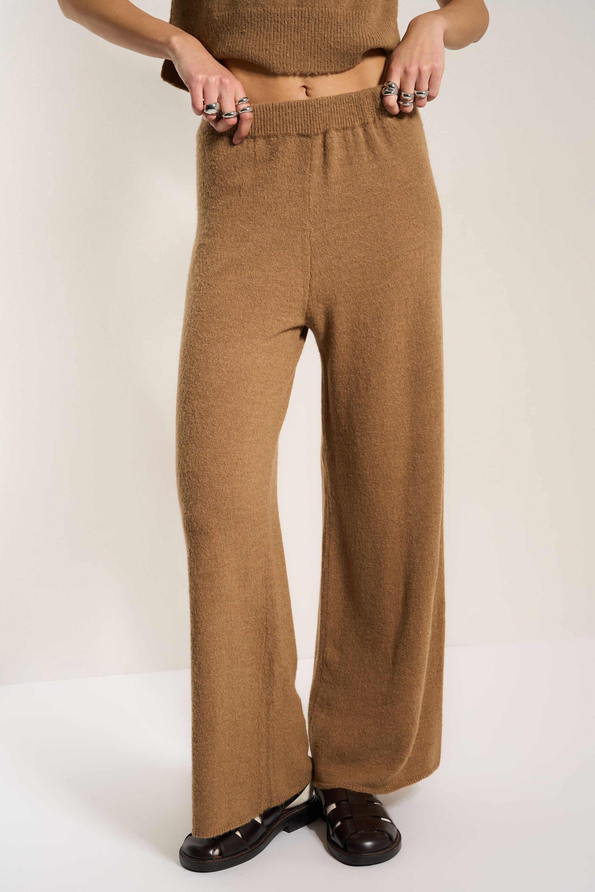 Pilar Pant - Raw Umber