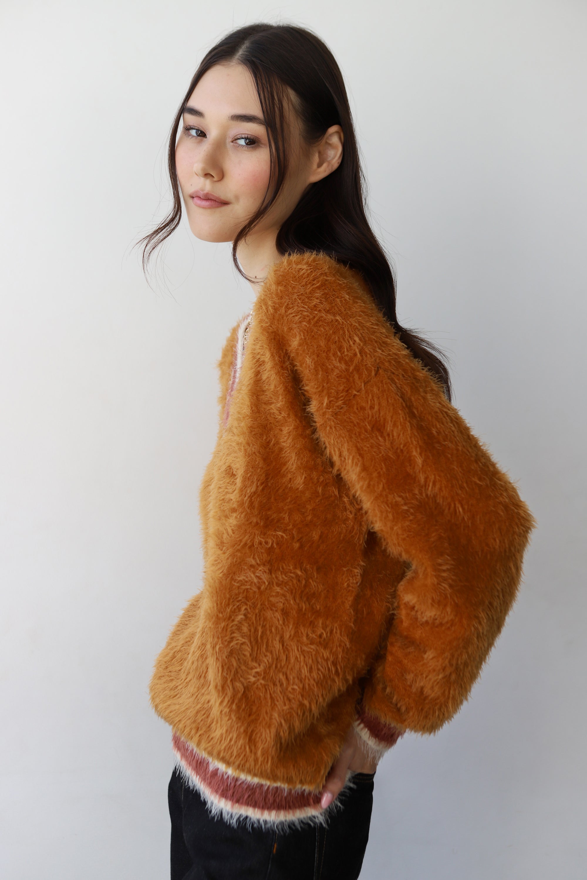 Tina V-Neck Pullover - Bronze